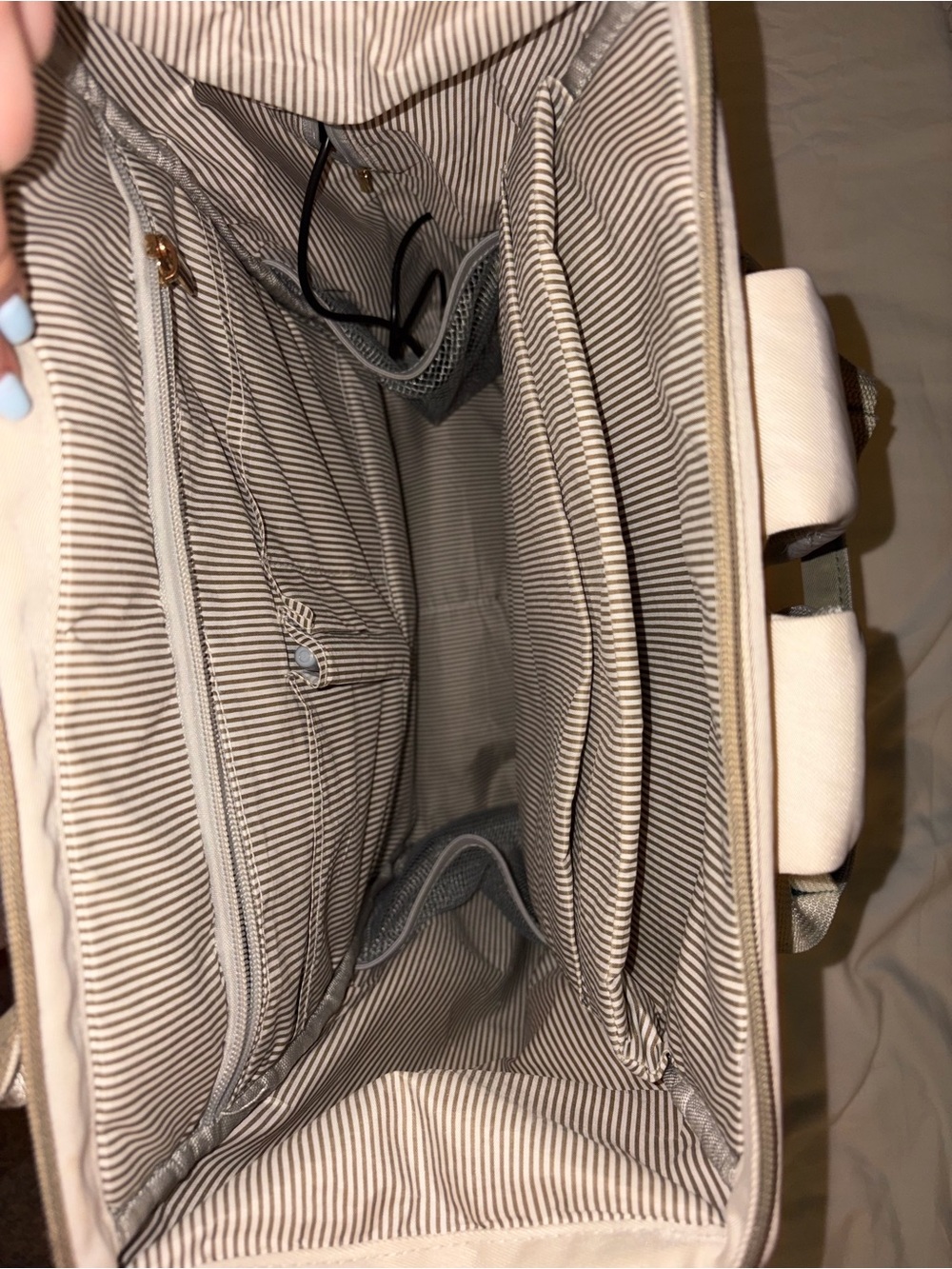Backpack - Picture 7 of 11